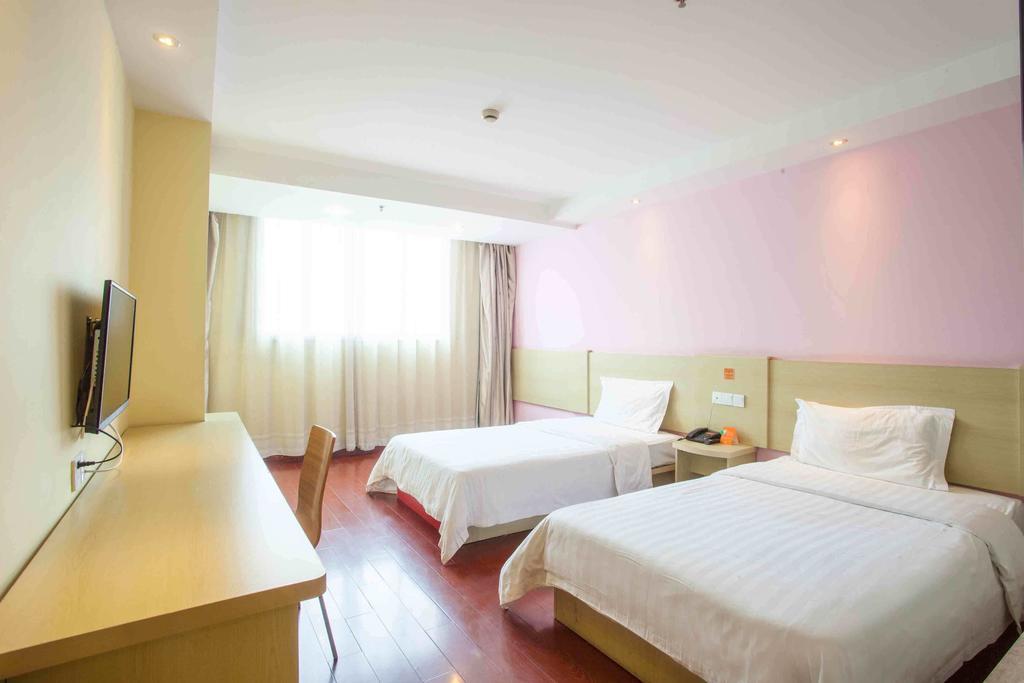 7Days Inn Wuhan Jiefang Avenue Wuhan Theater Branch Room photo