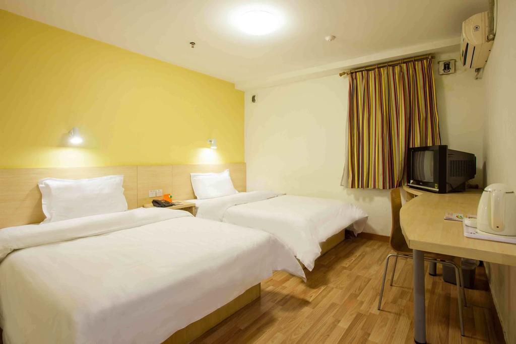 7Days Inn Wuhan Jiefang Avenue Wuhan Theater Branch Room photo