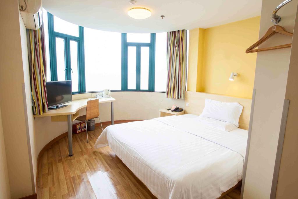 7Days Inn Wuhan Jiefang Avenue Wuhan Theater Branch Room photo